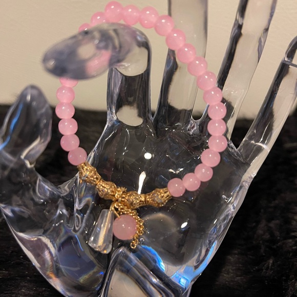 Classy Pink Beaded Bracelet - Picture 2 of 3